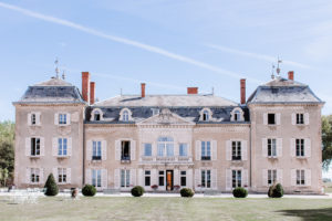 https://evideence.fr/wp-content/uploads/2021/07/Château-de-Varennes-300x200.jpg